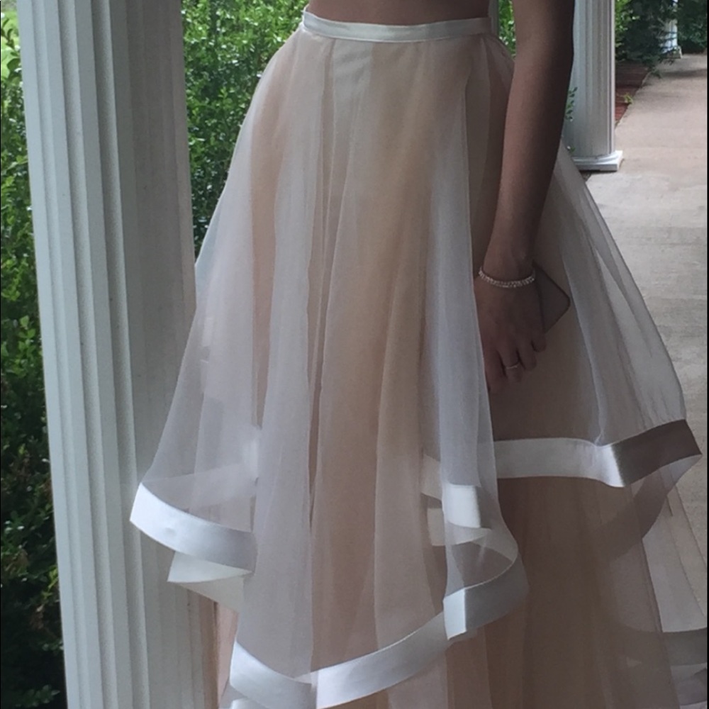 Prom Dress - Picture 3 of 4